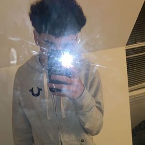 Meet your Posher, Adam